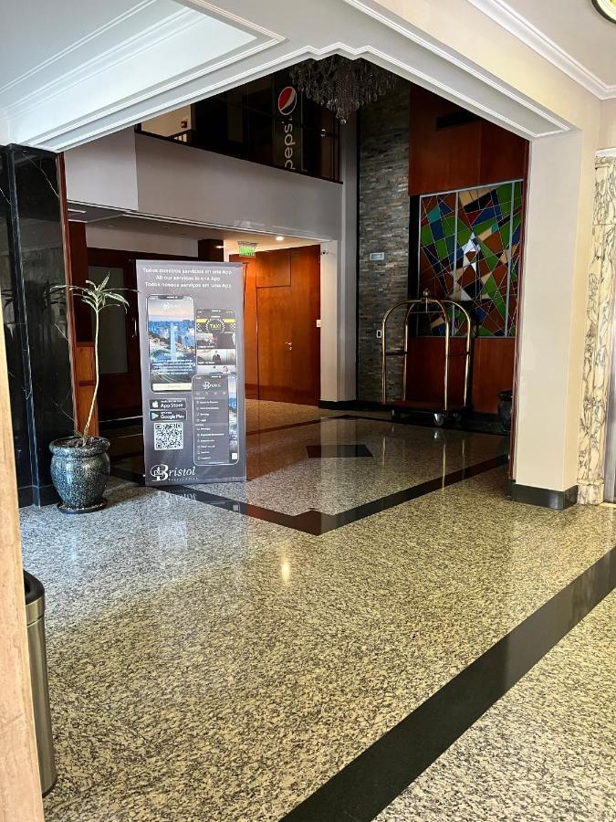 Bristol Hotel Буенос Айрес Екстериор снимка