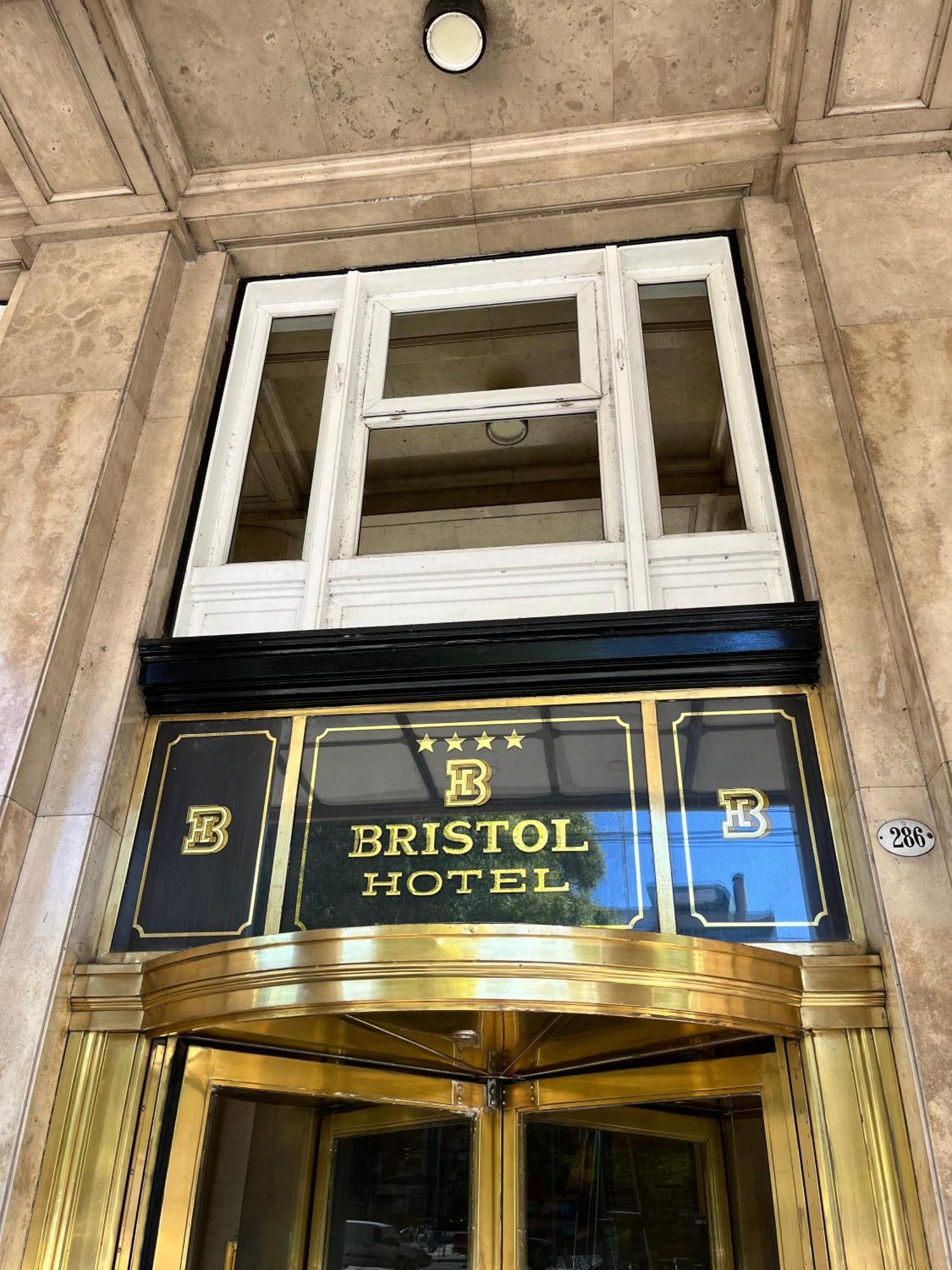 Bristol Hotel Буенос Айрес Екстериор снимка