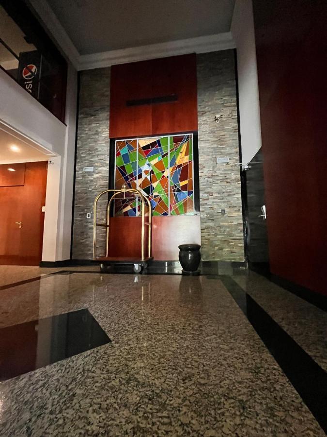 Bristol Hotel Буенос Айрес Екстериор снимка