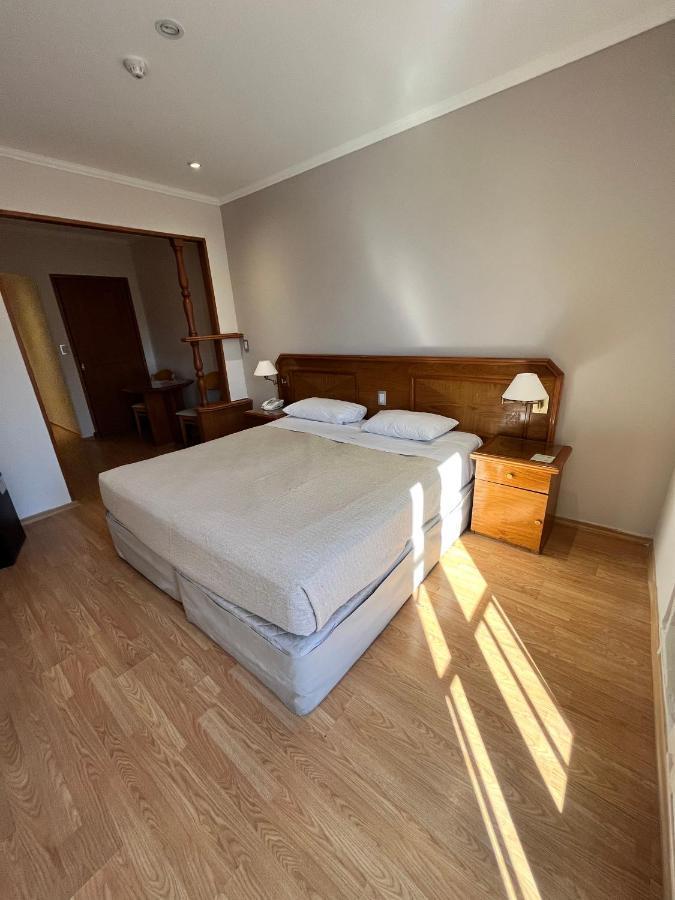 Bristol Hotel Буенос Айрес Екстериор снимка