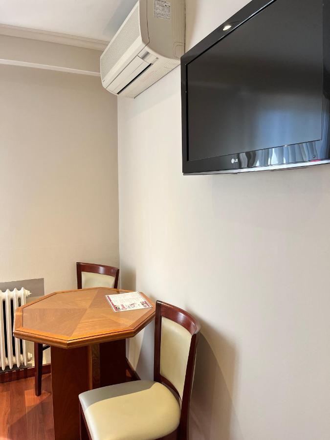 Bristol Hotel Буенос Айрес Екстериор снимка