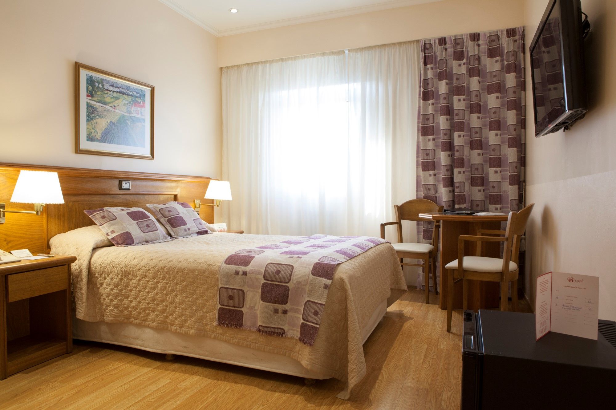 Bristol Hotel Буенос Айрес Екстериор снимка
