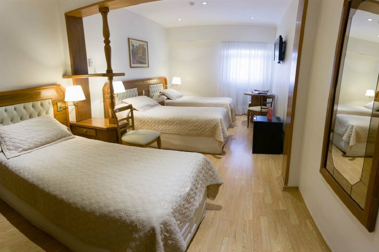Bristol Hotel Буенос Айрес Екстериор снимка